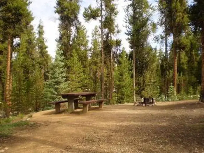 BABY DOE, Site table and fire ring