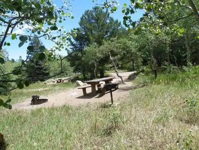 ST CHARLES CAMPGROUND - LAKE ISABEL