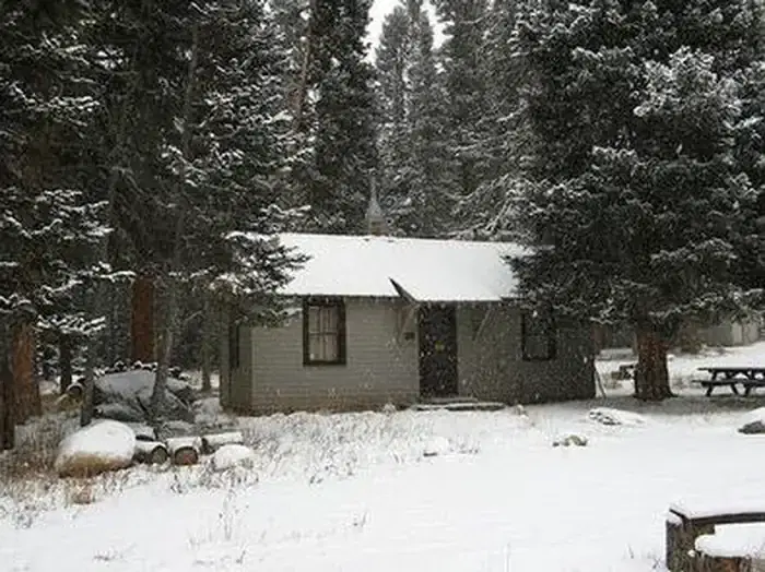 SEEDHOUSE GUARD STATION