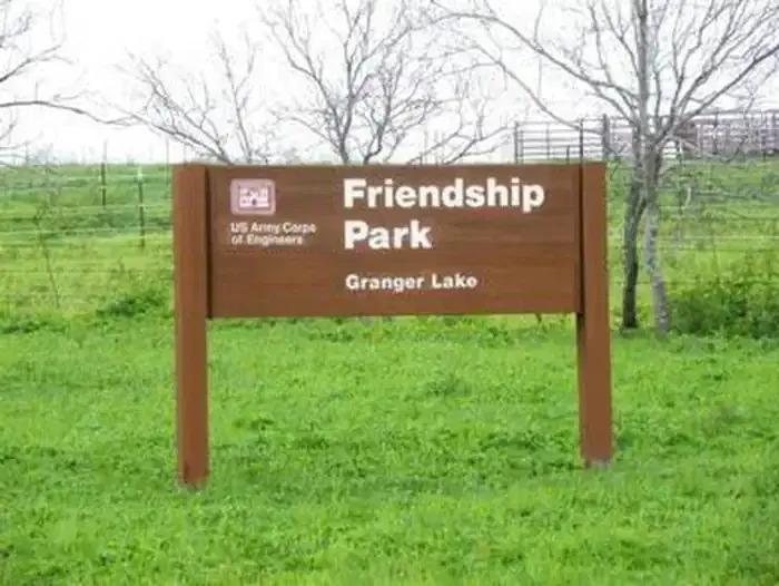 FRIENDSHIP PARK Entrance