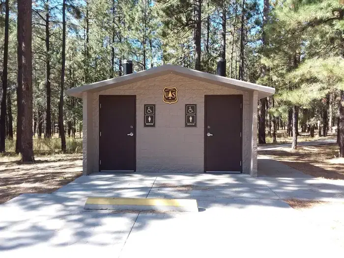CANYON POINT Loop B Restrooms