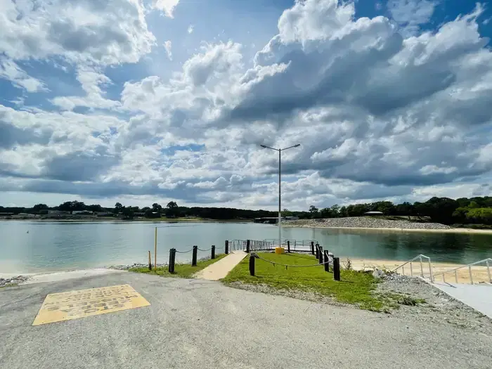A photo of facility PRESTON BEND with Boat Ramp, Waterfront