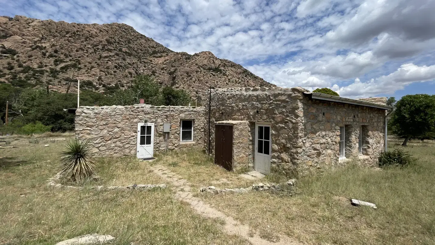 Shaw House